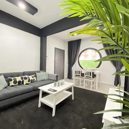 Apartment Cozy In Goztepe Istanbul